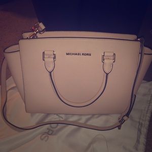 Light pink Michael Kors Bag